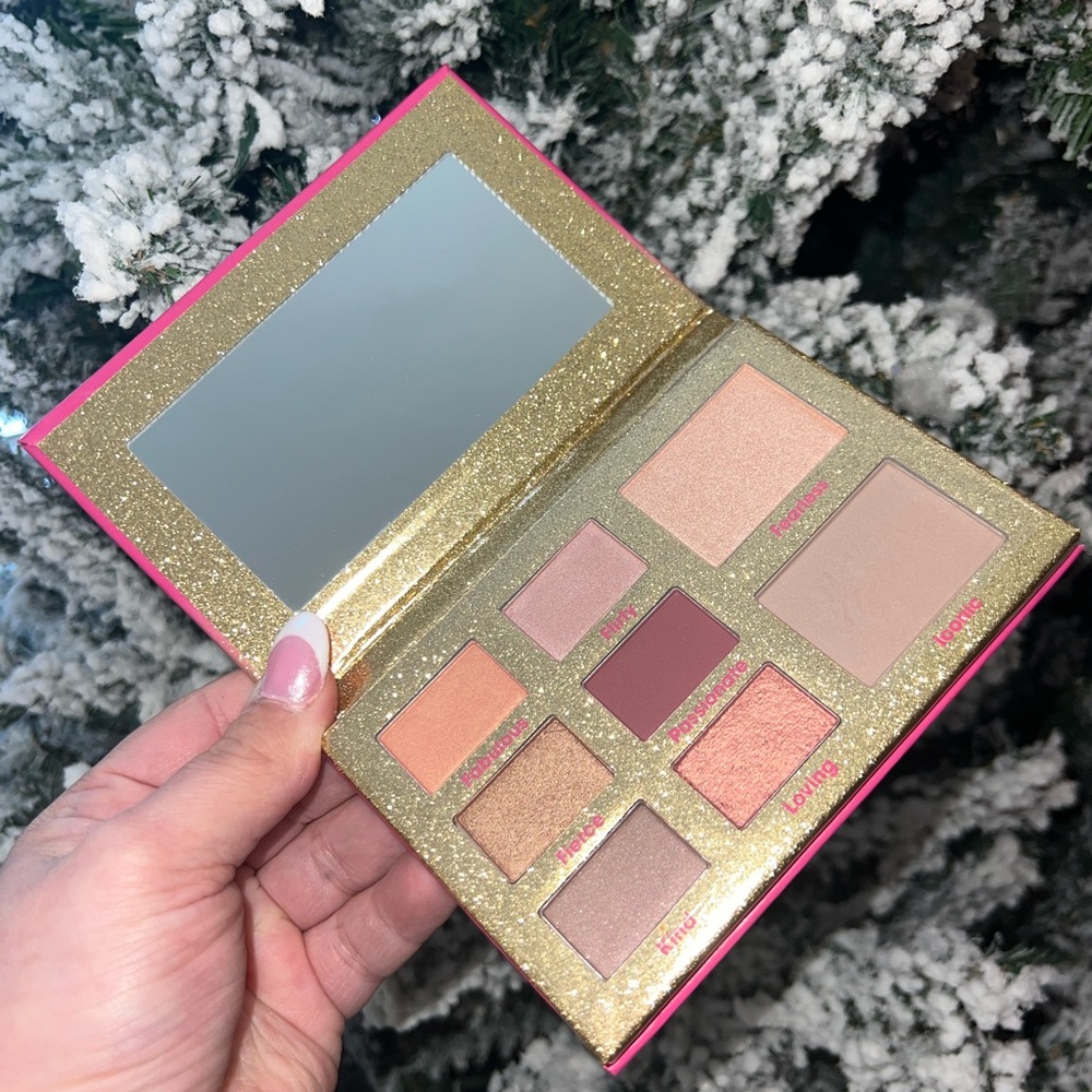 Mally‎ Mallywood Eyeshadow Palette Limited Edition NIB